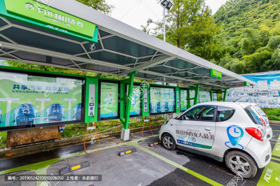 充电桩 驱动新能源汽车未来的关键基础设施